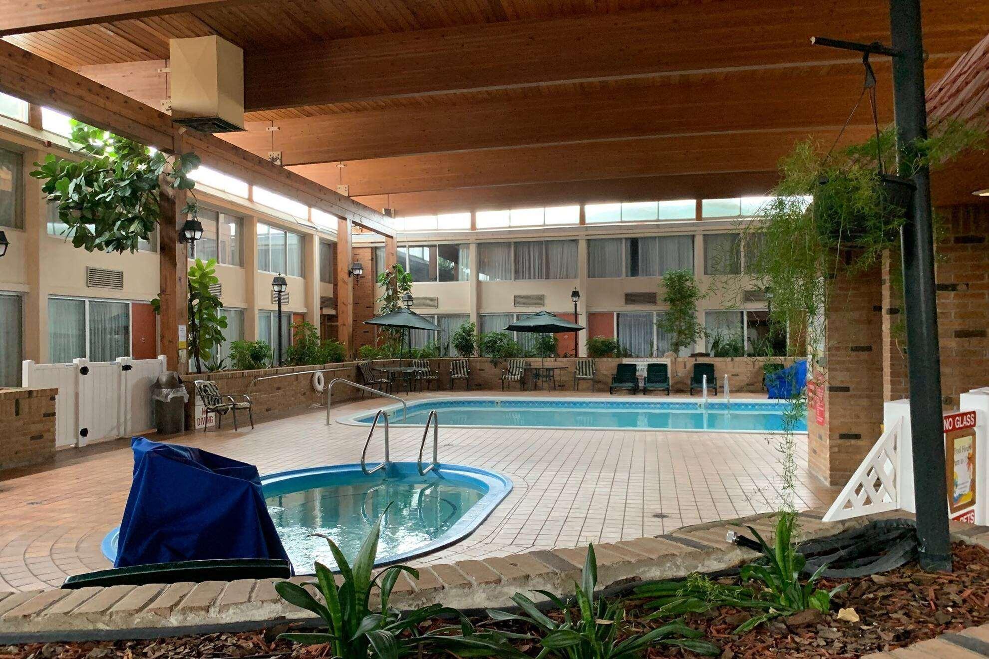 Travelodge By Wyndham Gaylord Exteriér fotografie